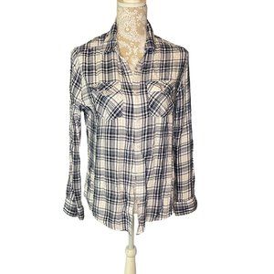 karissa & me blue plaid long sleeve women’s button down top size medium.